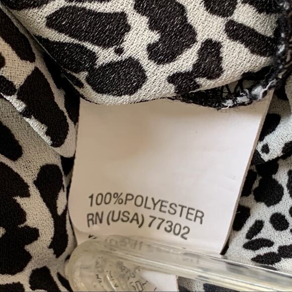 Zara Top Blouse Black & White Animal Print V-Neck Studded Short Sleeve Top Small - Picture 5 of 9